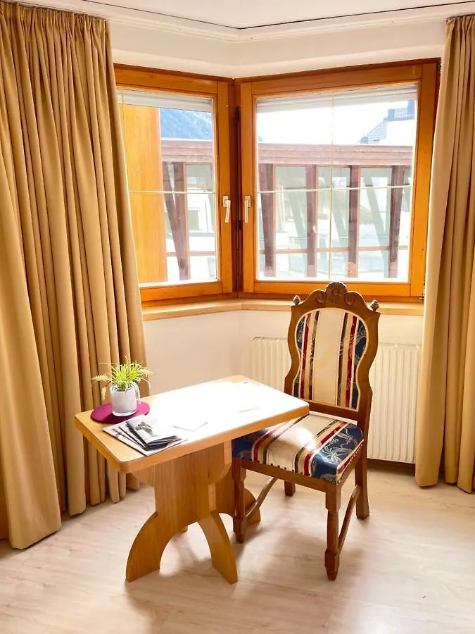 Apartment Apart Al Aua