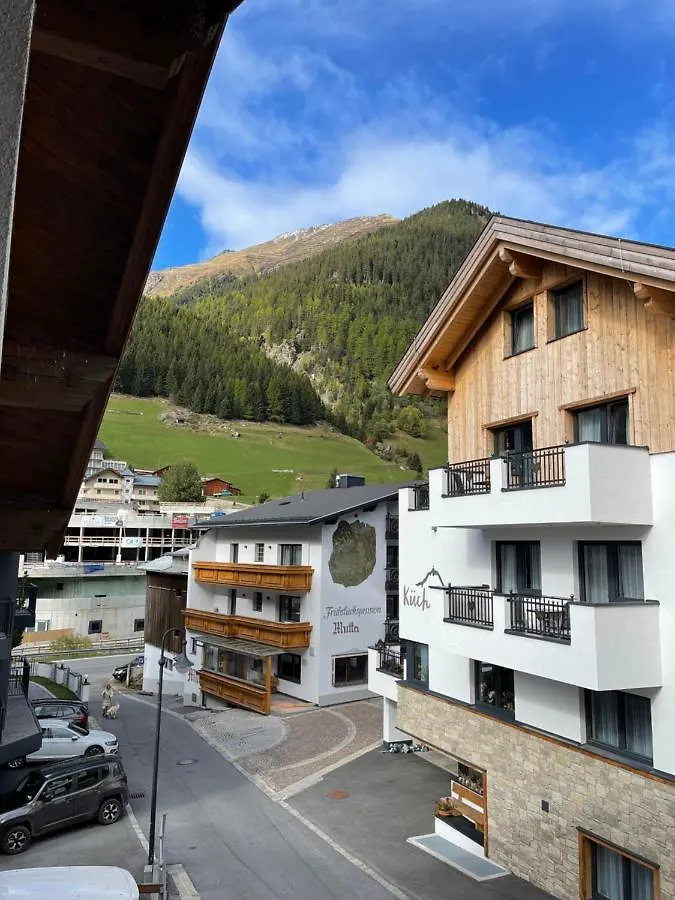 Apart Al Aua 0*, Ischgl